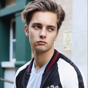 Meet your Posher, James